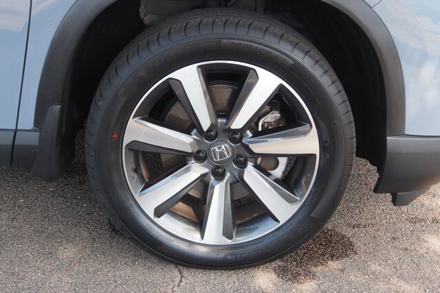 Used 2025 Honda Pilot Touring image 9