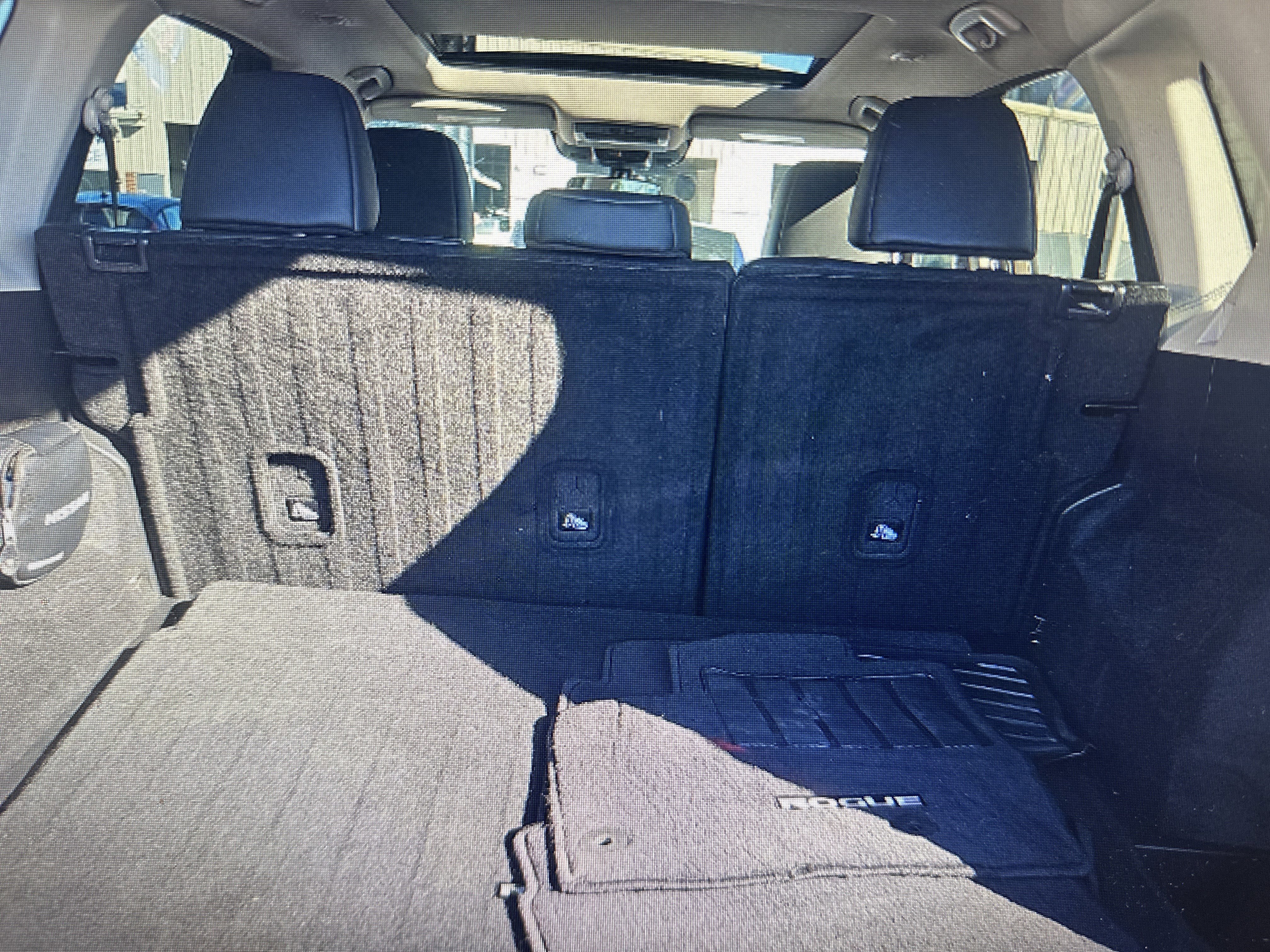 Used 2024 Nissan Rogue SV w/ SV Premium Package image 13