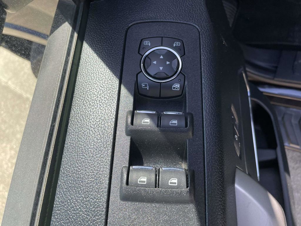 Certified 2019 Ford F150 Lariat image 16