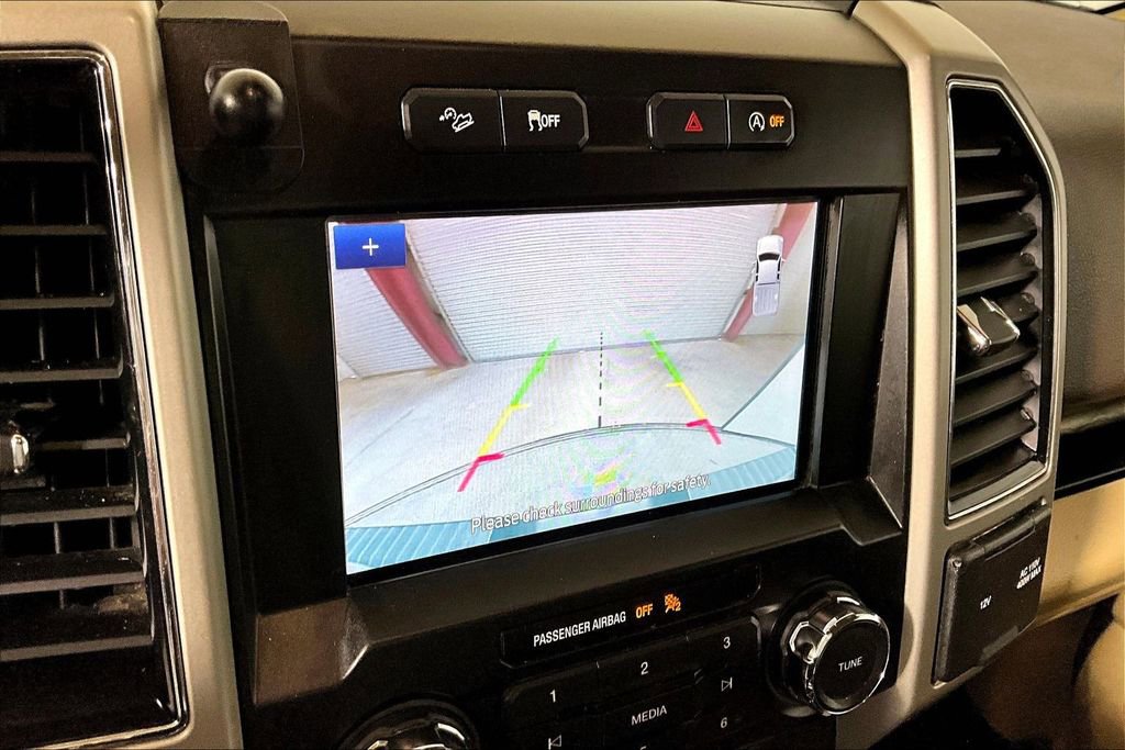 Certified 2019 Ford F150 Lariat w/ Equipment Group 501A Mid AWD/4WD image 17