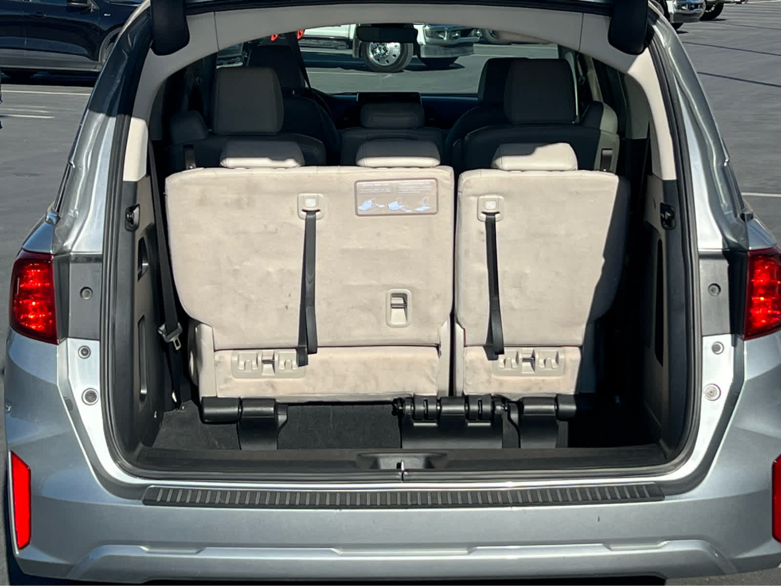 Used 2025 Honda Odyssey EX-L image 9