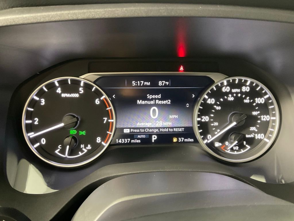 Used 2025 Nissan Rogue SV AWD/4WD image 26