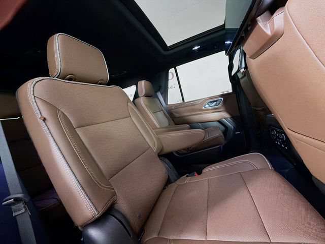 Used 2023 Chevrolet Tahoe High Country w/ Advanced Technology Package AWD/4WD image 35