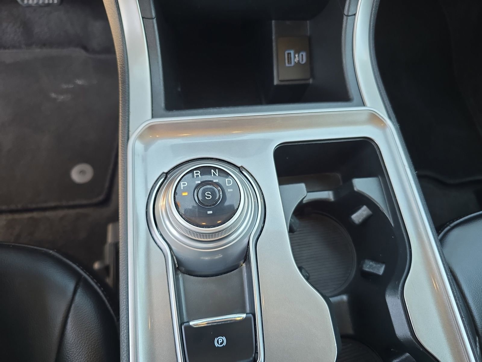 Certified 2024 Ford Edge SEL image 19