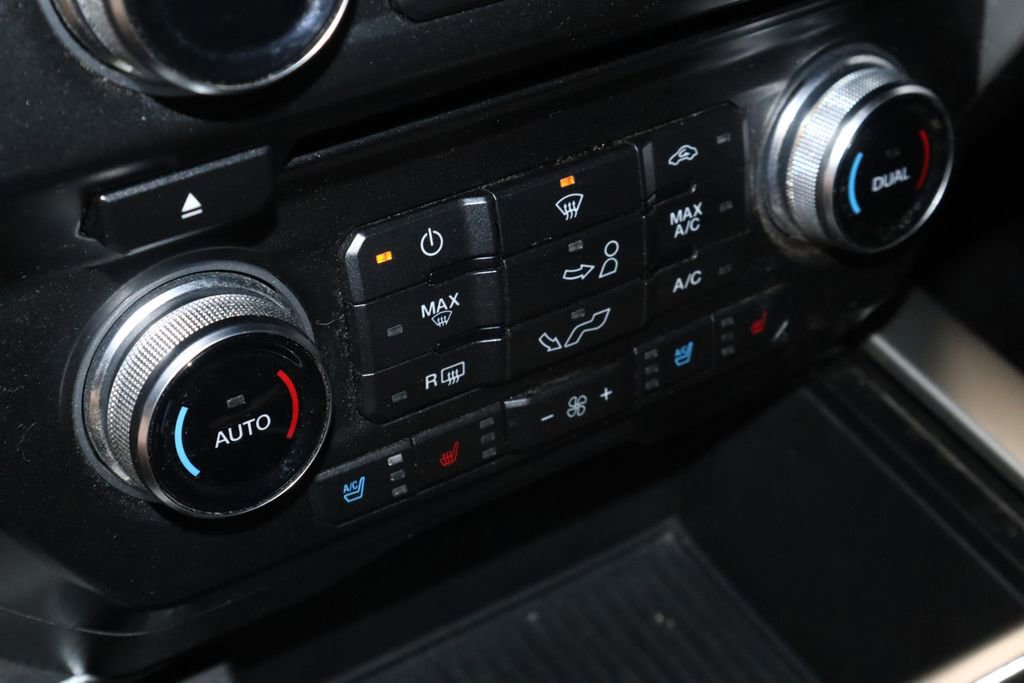 Certified 2017 Ford F150 Lariat w/ Equipment Group 502A Luxury image 32