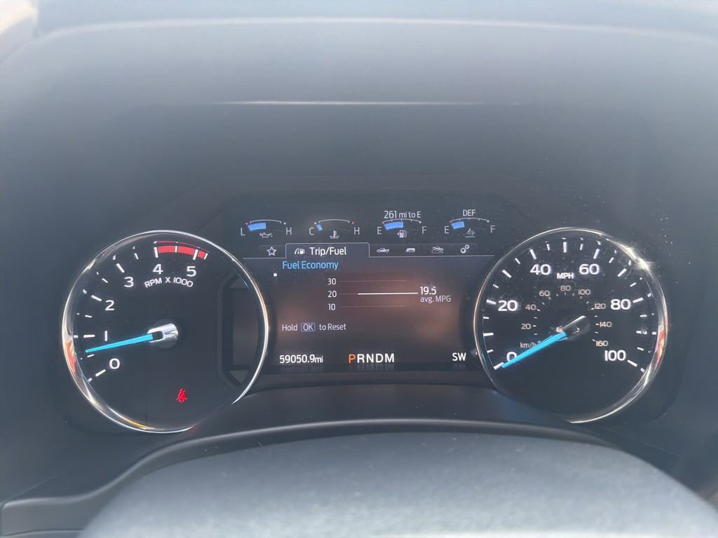 Certified 2022 Ford F250 Lariat w/ Lariat Ultimate Package AWD/4WD image 32