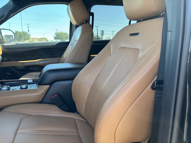 Certified 2024 Ford Expedition Max Platinum image 11