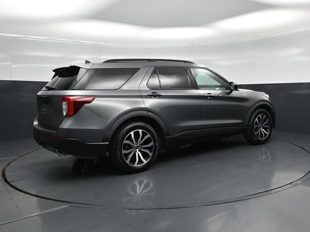 Certified 2023 Ford Explorer ST-Line w/ Class IV Trailer Tow Package RWD image 23