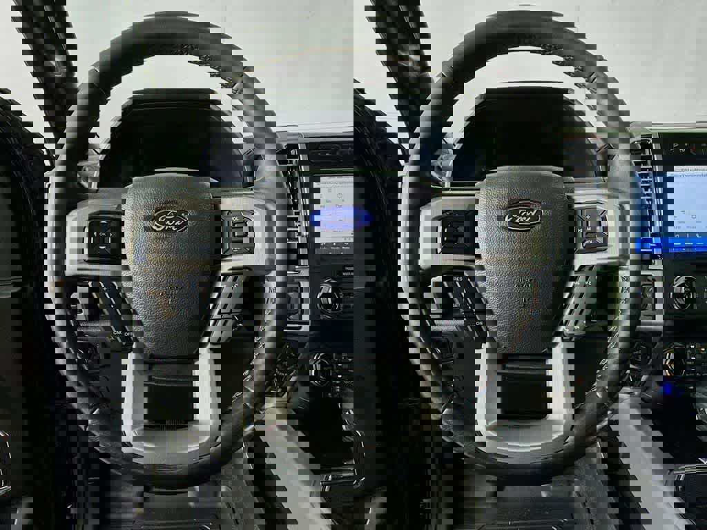 Certified 2020 Ford F150 Platinum w/ Equipment Group 701A Luxury image 19