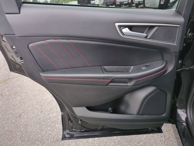 Certified 2024 Ford Edge ST-Line AWD/4WD image 26