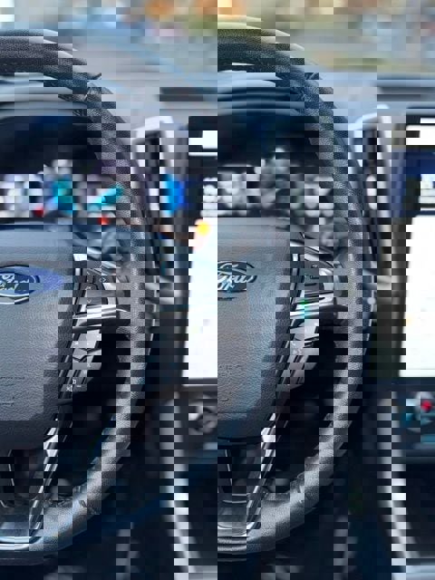 Certified 2023 Ford Edge SEL image 16