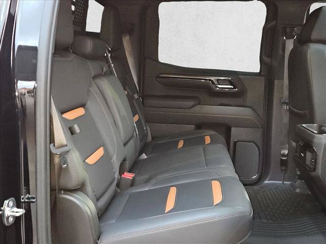 Used 2023 GMC Sierra 1500 AT4 w/ AT4 Premium Package AWD/4WD image 22