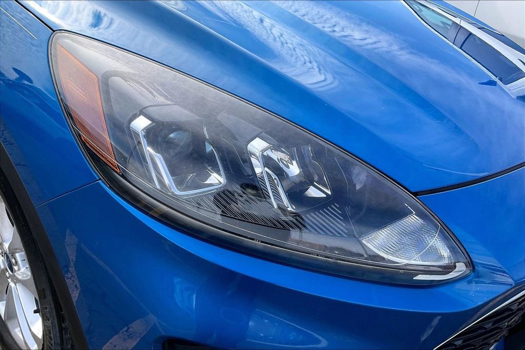 Certified 2020 Ford Escape SE image 26