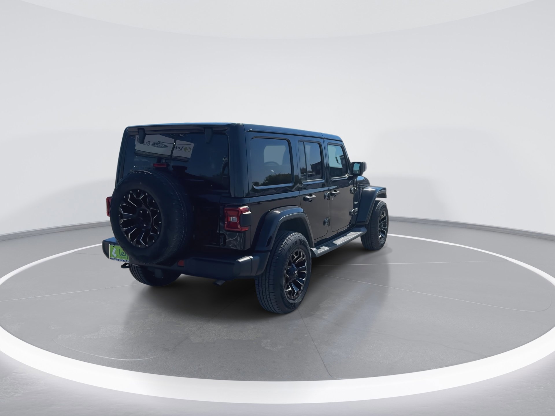 Used 2019 Jeep Wrangler Unlimited Sahara image 6