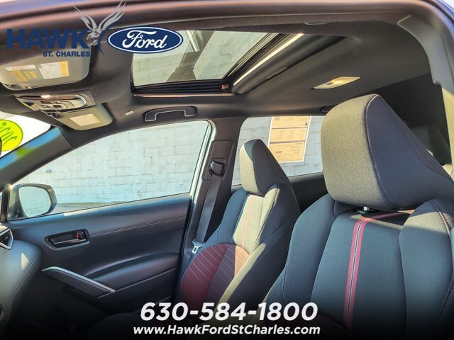 Used 2025 Toyota Corolla Cross AWD Hybrid w/ Moonroof Package image 9