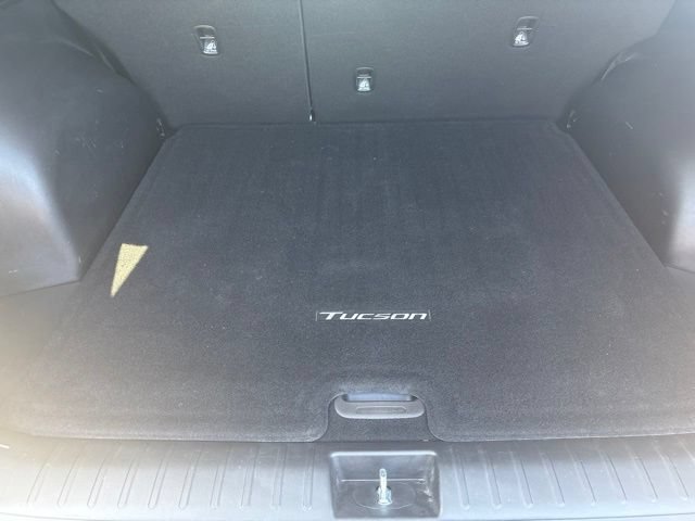 Used 2022 Hyundai Tucson SEL w/ Cargo Package AWD/4WD image 10