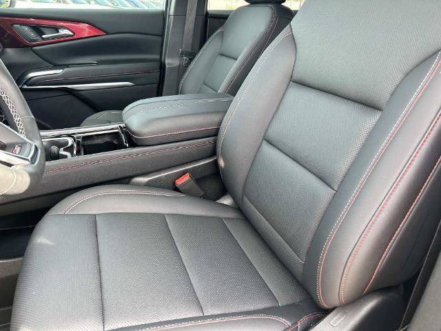 Used 2025 Chevrolet Traverse Z71 w/ Driver Confidence Package AWD/4WD image 29