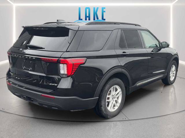 Certified 2025 Ford Explorer Active AWD/4WD image 9