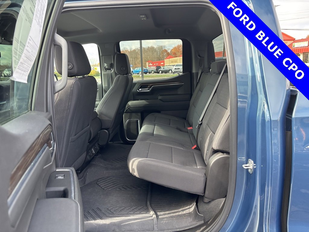 Used 2024 Chevrolet Silverado 1500 LT image 25