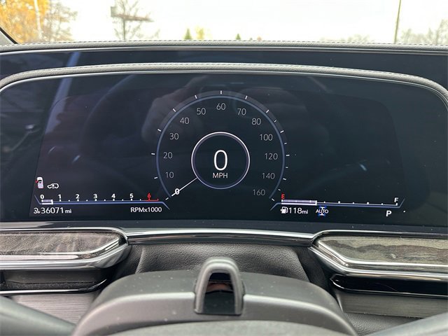 Used 2023 Cadillac Escalade ESV Premium Luxury w/ Performance Package image 22