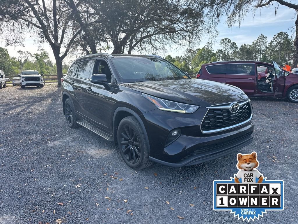 Used 2022 Toyota Highlander Limited image 7