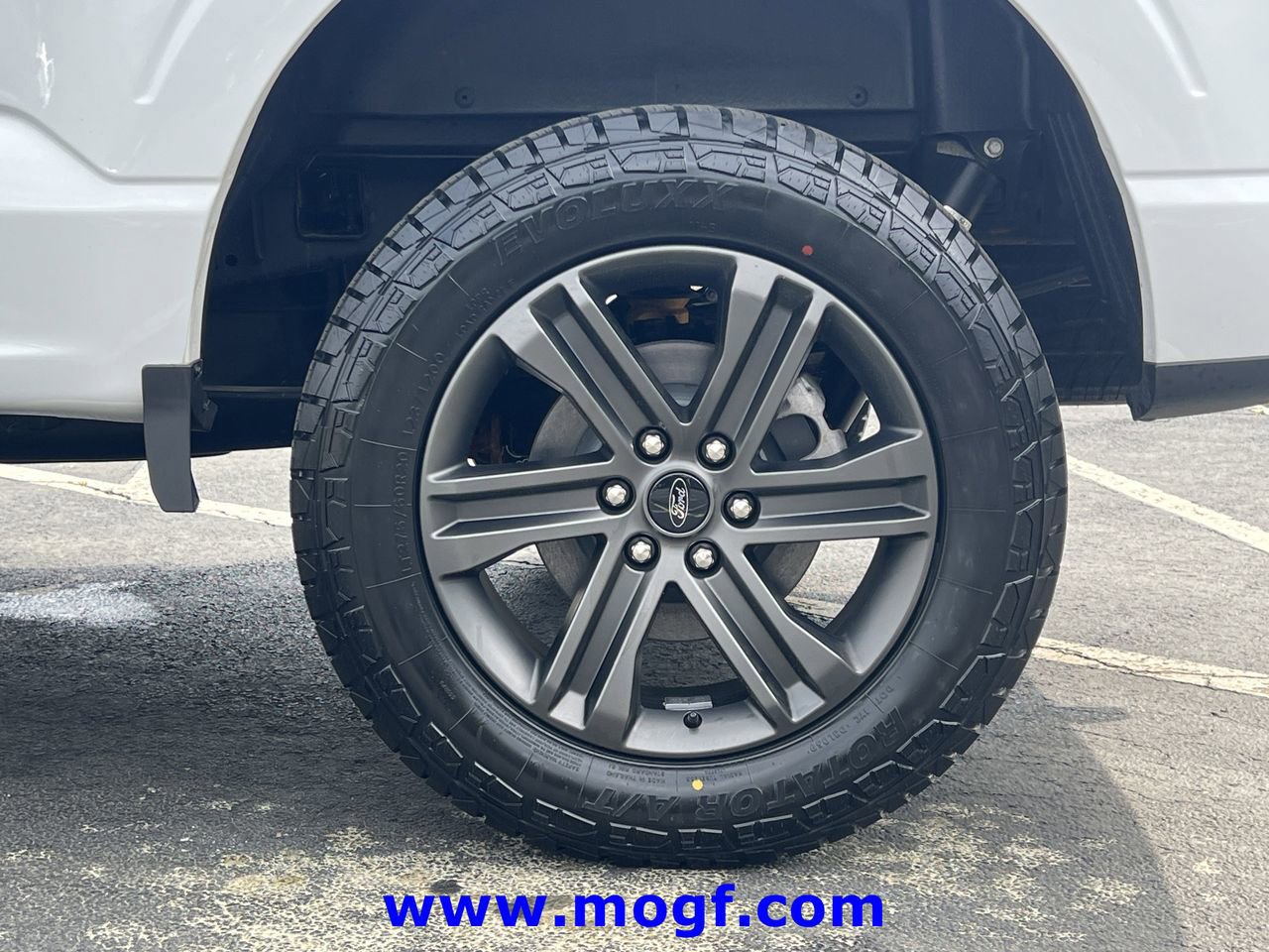 Certified 2022 Ford F150 XLT w/ Equipment Group 302A High image 32