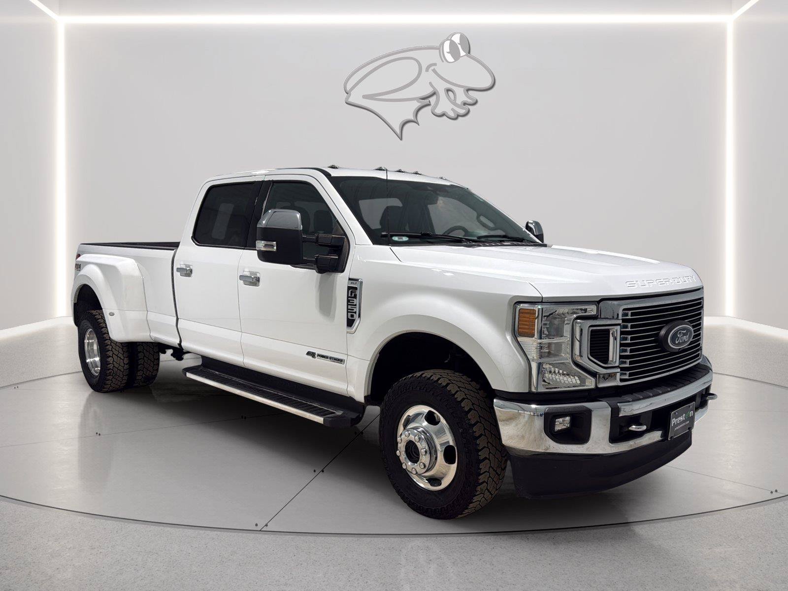 Certified 2022 Ford F350 XLT w/ XLT Premium Package AWD/4WD image 7