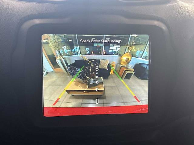 Used 2021 Jeep Renegade Trailhawk image 18