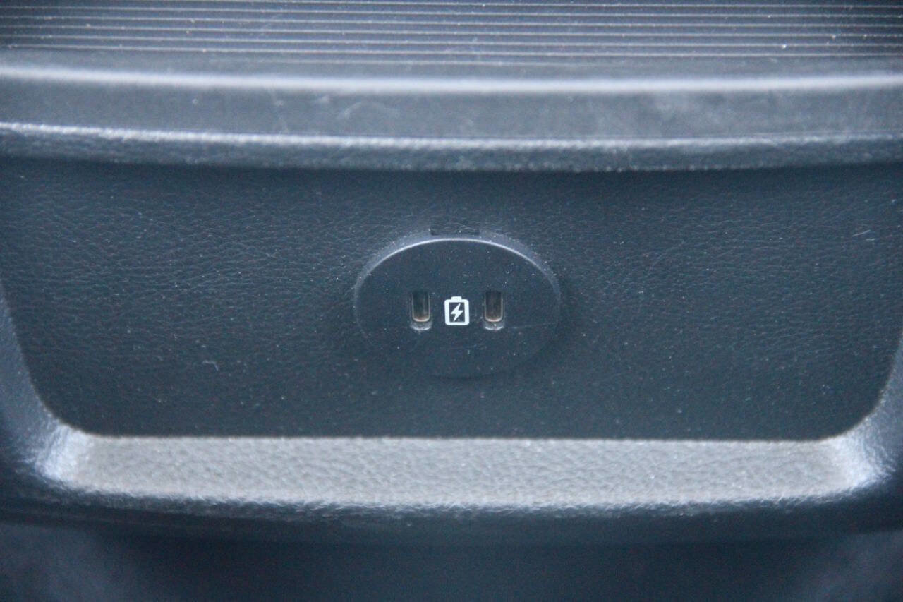 Certified 2023 Ford Edge SEL image 16