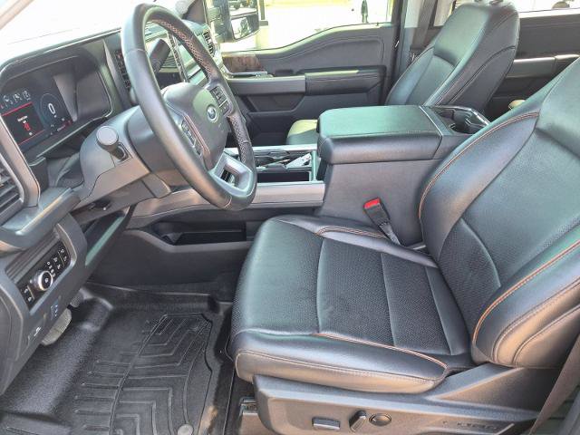 Certified 2025 Ford F250 Lariat w/ Black Appearance Package AWD/4WD image 12