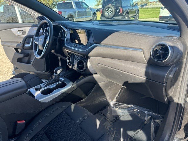 Used 2022 Chevrolet Blazer LT image 35