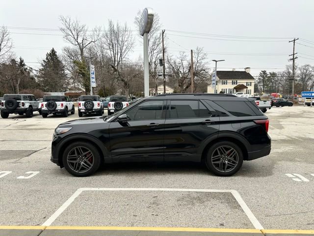 Certified 2025 Ford Explorer ST w/ Sun And Sound Package image 7