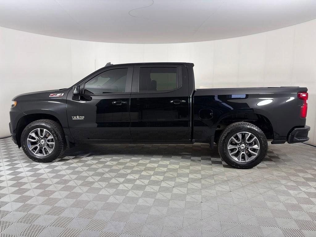 Used 2020 Chevrolet Silverado 1500 RST w/ Texas Edition image 2