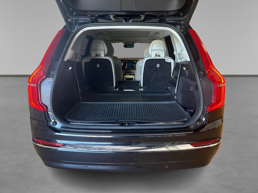 Used 2023 Volvo XC90 B6 Ultimate w/ Protection Package Premier AWD/4WD image 12