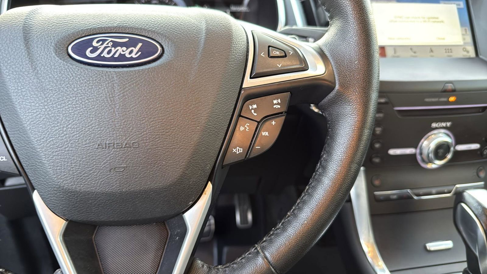 Certified 2018 Ford Edge Sport w/ Technology Package image 16