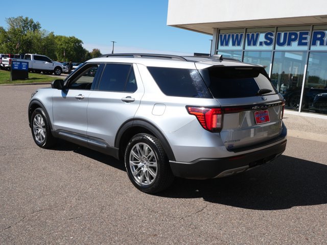 Certified 2025 Ford Explorer Active w/ Active Comfort Package AWD/4WD image 7