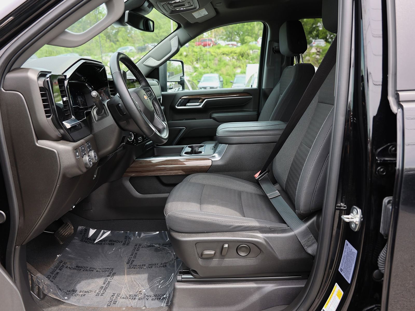 Used 2025 Chevrolet Silverado 2500 LT w/ All Star Edition AWD/4WD image 22
