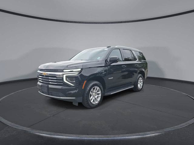 Used 2025 Chevrolet Tahoe LT AWD/4WD image 4