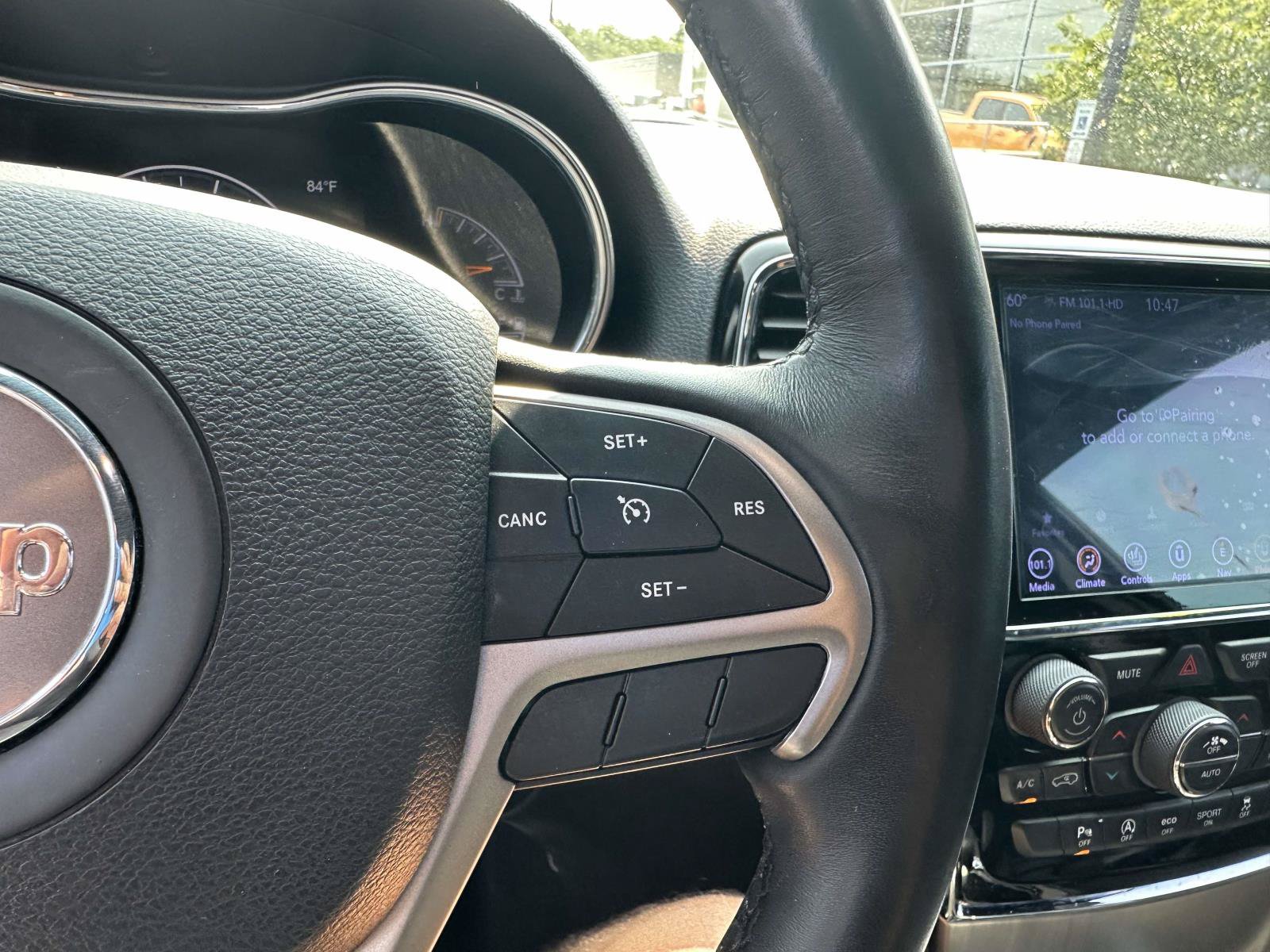 Used 2019 Jeep Grand Cherokee Limited AWD/4WD image 29