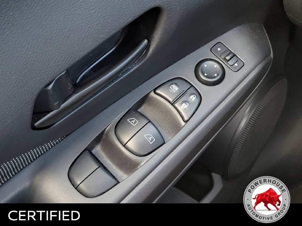 Used 2020 Nissan Kicks S FWD image 26