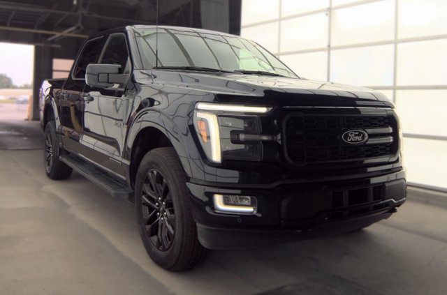 Certified 2024 Ford F150 Lariat w/ FX4 Off-Road Package AWD/4WD image 4