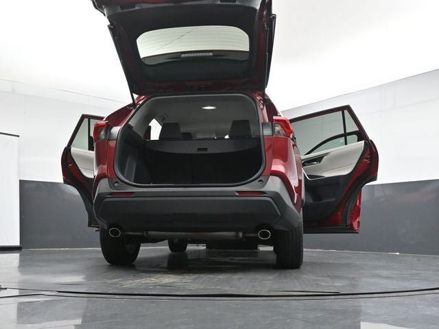 Used 2024 Toyota RAV4 XLE AWD/4WD image 39