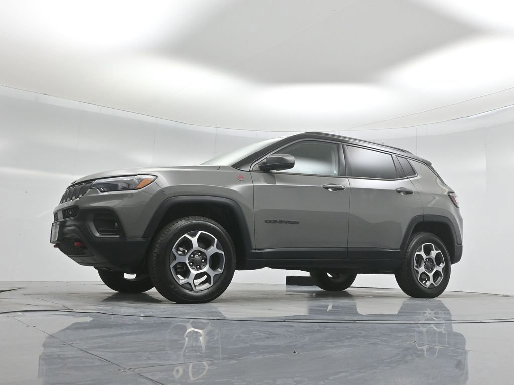 Used 2022 Jeep Compass Trailhawk w/ Trailhawk Elite Group image 49
