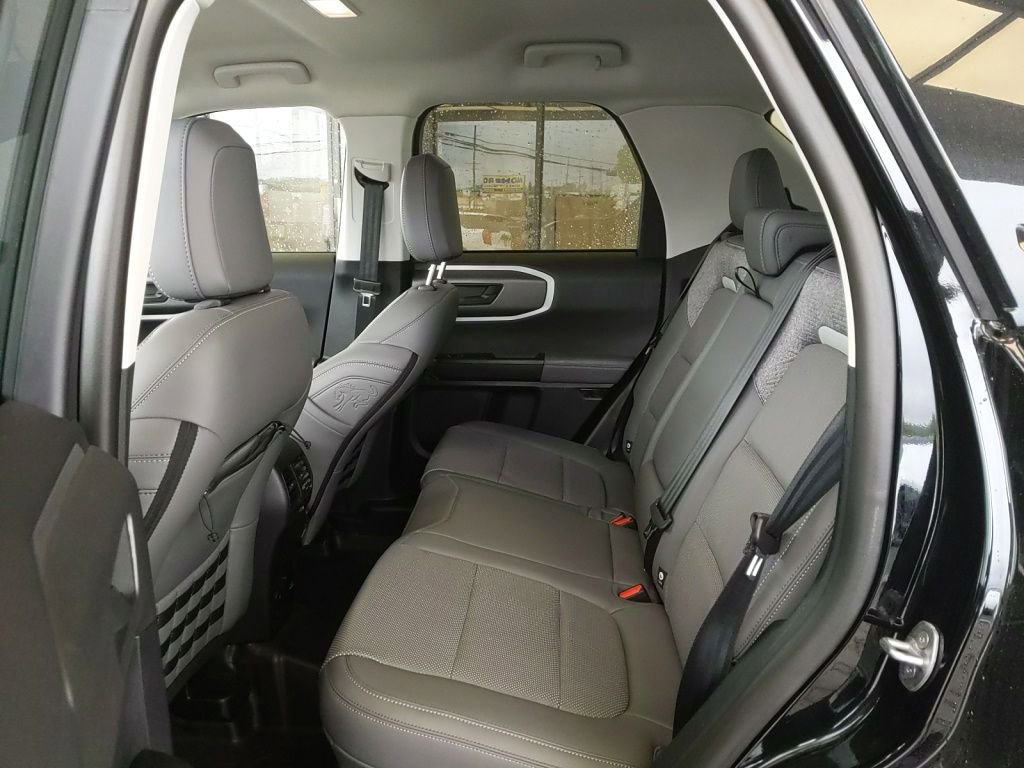 Certified 2025 Ford Bronco Sport Badlands AWD/4WD image 13