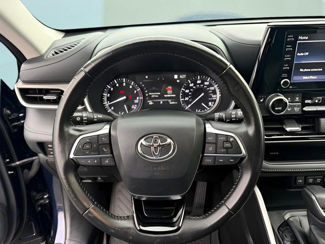 Used 2020 Toyota Highlander XLE image 24