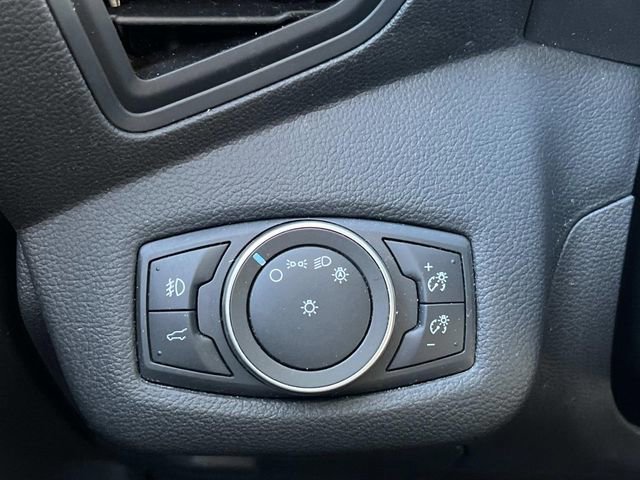 Certified 2019 Ford Escape SE image 30