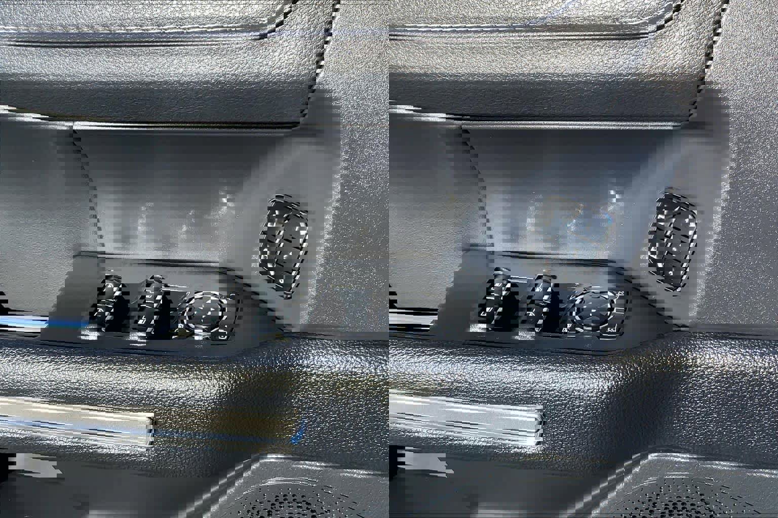 Certified 2023 Ford Expedition Max XLT image 31