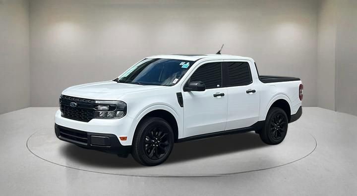 Certified 2024 Ford Maverick XLT w/ XLT Luxury Package FWD image 2