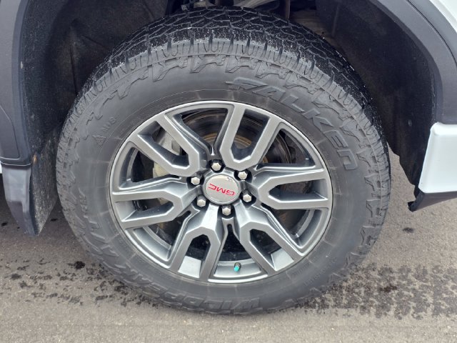 Used 2021 GMC Sierra 1500 AT4 w/ AT4 Value Package AWD/4WD image 6