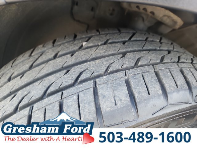 Used 2021 Hyundai Venue FWD image 34